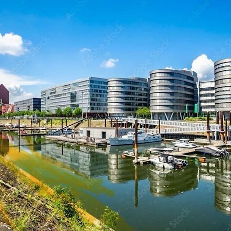 Onthepoint, Erdgeschoss, Abstellplatz Fuer Fahrraeder, City Und Innenhafen 5 Gehminuten!!! Duisburg Exteriör bild