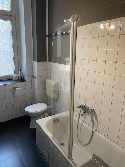 Onthepoint, Erdgeschoss, Abstellplatz Fuer Fahrraeder, City Und Innenhafen 5 Gehminuten!!! Duisburg Exteriör bild